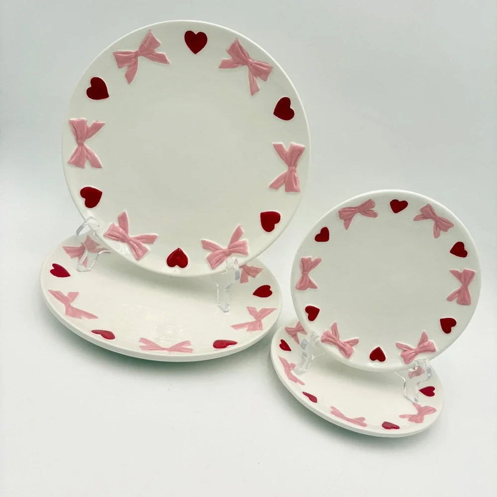 Set of 4 Ceramic Plates Dinner Dessert Salad Valentines Pink Bows and Red Hearts
